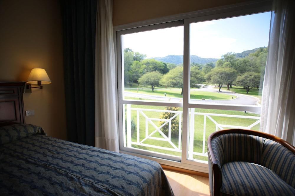 Howard Johnson Hotel & Spa Villa General Belgrano Exterior foto