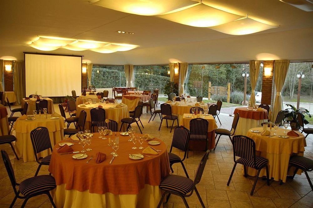 Howard Johnson Hotel & Spa Villa General Belgrano Exterior foto