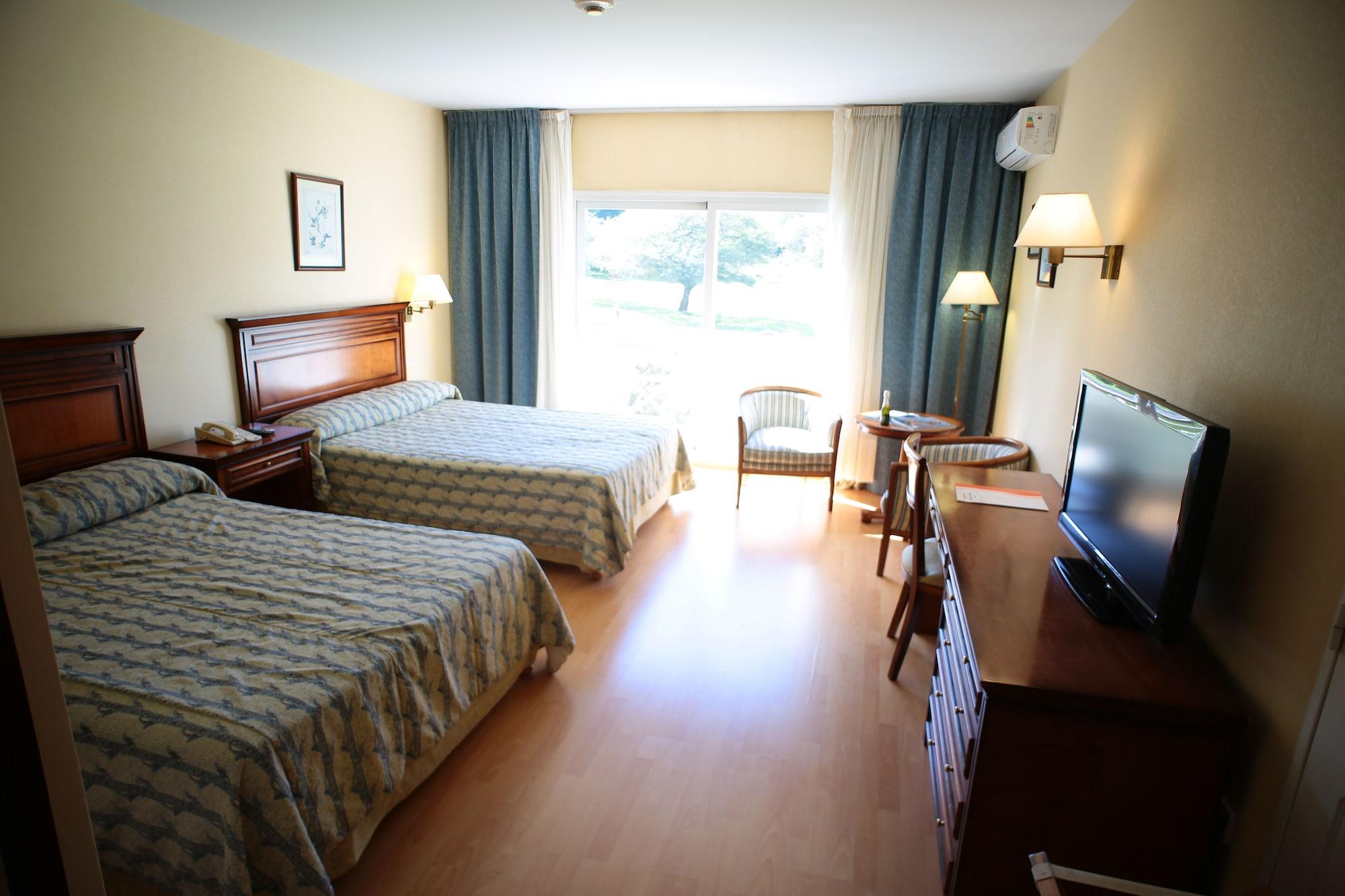 Howard Johnson Hotel & Spa Villa General Belgrano Exterior foto
