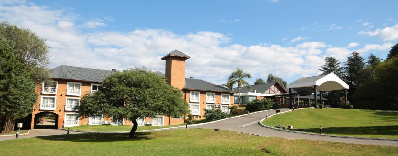 Howard Johnson Hotel & Spa Villa General Belgrano Exterior foto